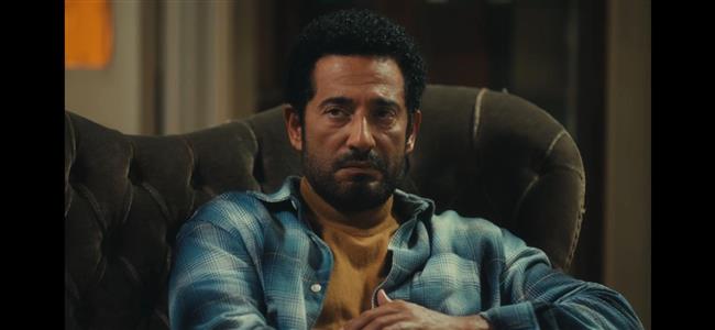 عمرو سعد يكشف سر الشحنة المشبوهة التي دمرت أسرته في إفراج  