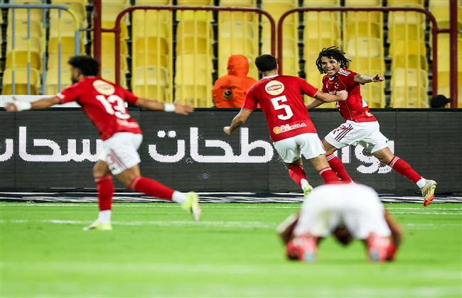 الدوري الممتاز.. تريزيجيه يتقدم للأهلي بهدف في شباك المقاولون العرب