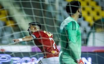 الدوري الممتاز.. تريزيجيه يتقدم للأهلي بهدف في شباك المقاولون العرب