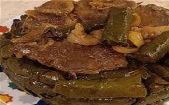 إفطار 17  رمضان.. ورق عنب بشرائح الإنتركوت ودبس الرمان