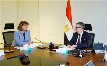 وزير التخطيط يبحث مع منسق الأمم المتحدة تعزيز مسارات التنمية ورفع كفاءة الاستثمار العام