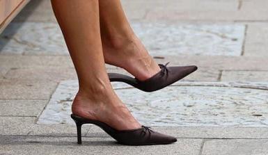 موضة 2026.. تصاميم أحذية تعكس شخصية المرأة العصرية مع الراحة