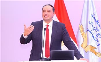 عمرو عثمان: التوسع في برامج الدمج المجتمعي والتمكين الاقتصادي للمتعافيات من الإدمان 