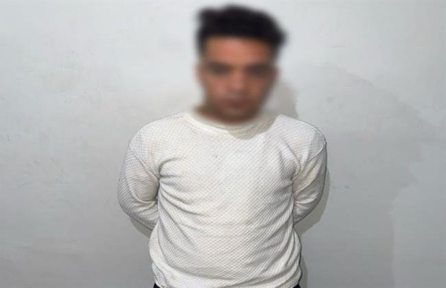 ضبط عاطل لانتحاله صفة أحد أفراد الشرطة ومحاولة النصب على سيدة تحمل جنسية إحدى الدول