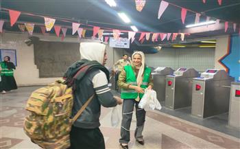 مترو الأنفاق يوزع 60 ألف وجبة إفطار خفيفة للركاب في منتصف رمضان