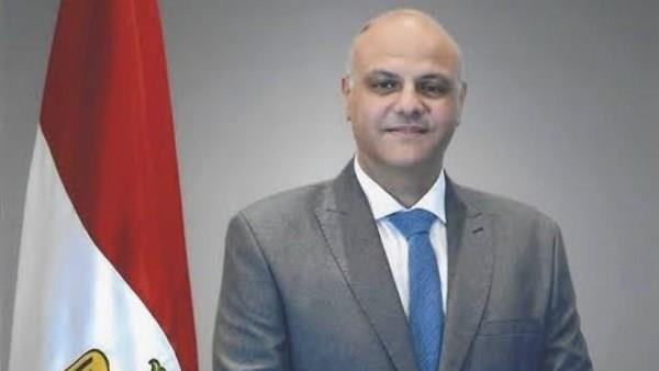 محافظ الإسكندرية يوجه بتكثيف حملات مراقبة وضبط الأسواق