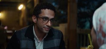 محمد حاتم في اختبار صعب بين المبدأ والإنسانية في “عرض وطلب”