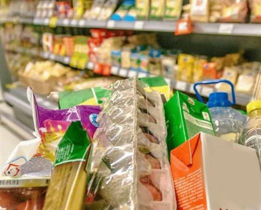 اتحاد الغرف: مخزون استراتيجي يكفي 9 أشهر وغرفة عمليات لمواجهة اضطرابات التجارة العالمية