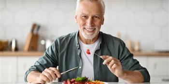 في رمضان..انتبهوا لتغذية كبار السن