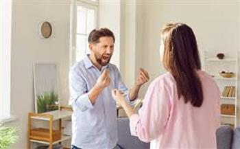 لماذا يتغير سلوك الزوج بعد الخلافات؟.. خبراء علم النفس يوضحون