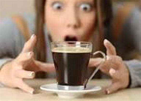 إشارات تدل على الإفراط في الكافيين خلال رمضان  