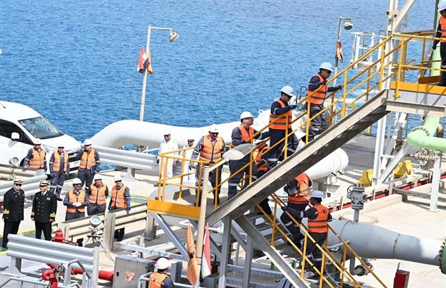 رئيس الوزراء يبدأ جولته اليوم بمحافظة السويس بتفقد ميناء سوميد البترولي بالعين السخنة