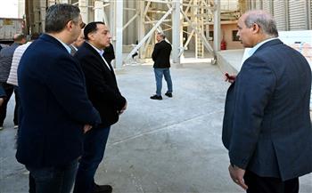 «مدبولي»: بتوجيهات الرئيس السيسي الدولة المصرية نجحت في بناء منظومة متطورة لتخزين الحبوب 