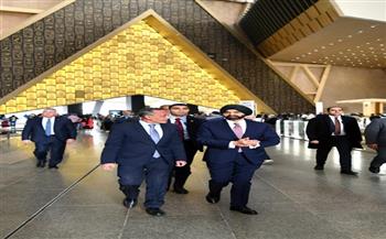 رئيس مجموعة البنك الدولي وزوجته يزوران المتحف المصري الكبير