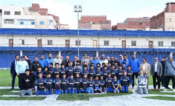 وزير الرياضة ومحافظ الإسماعيلية يفتتحان أعمال التطوير بملعب مركز التنمية الشبابية