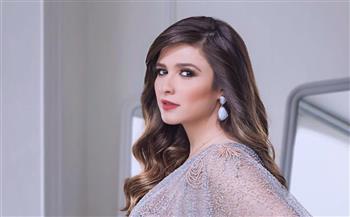 ياسمين عبد العزيز لمي عمر: "سامي اللي بدأ ورديت بنفس الروح"