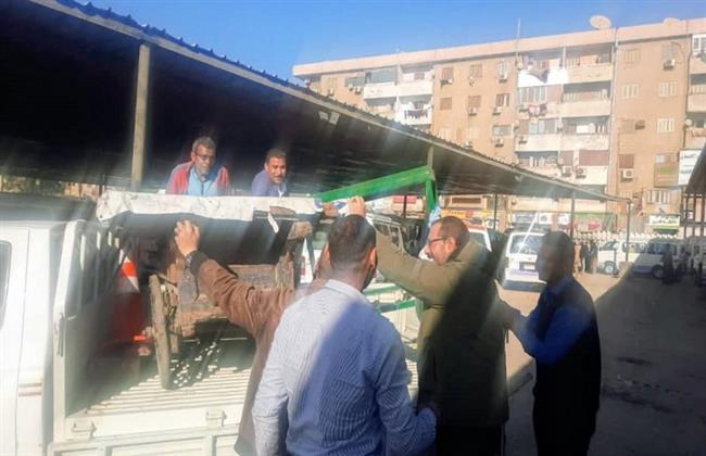 حملة مكبرة لإزالة الباعة الجائلين بمحيط موقف مدينة ناصر والسوق الحضري بسوهاج 