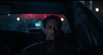 بين مرارة فقدان طفله ونزاهته الطبية.. محمد حاتم يخطف الأنظار بمشهد مؤثر في "عرض وطلب"