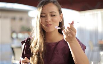 لماذا يستمتع بعض الأشخاص بصحبة أنفسهم؟.. إليك سمات نفسية تفسر ذلك