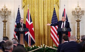 ترامب وستارمر يناقشان "استخدام قواعد سلاح الجو الملكي"