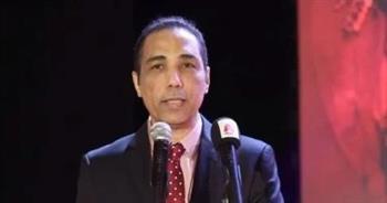 بعد عرض الحلقات الأولى.. إشادات واسعة بالمخرج سعد هنداوي في مسلسل "اللون الأزرق"