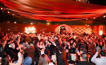 بالصور.. مصطفى حجاج يحقق رقمًا قياسيًا ويتألق بـ4 سهرات رمضانية