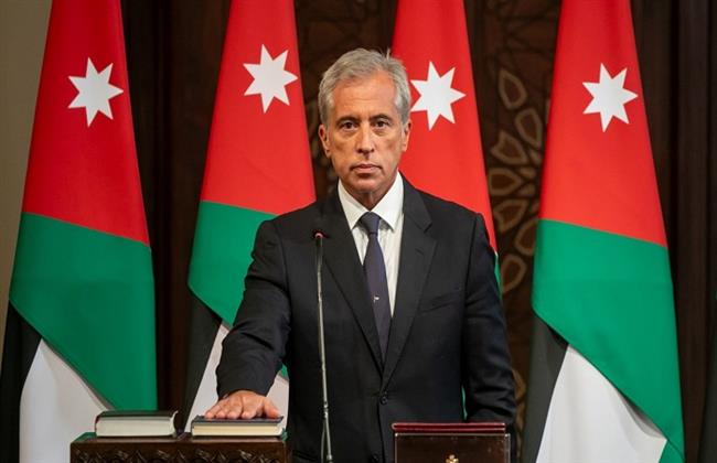 رئيس وزراء الأردن ونظيره الكويتي يؤكدان رفض الاعتداءات الإيرانية ويدعوان لاحتواء التصعيد