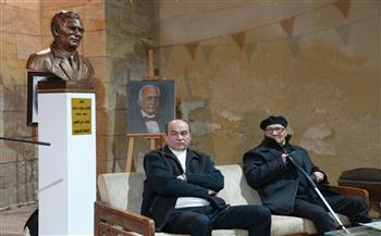 إزاحة الستار عن تمثال فؤاد حداد ببيت الشعر العربي وإهداؤه لصندوق التنمية الثقافية