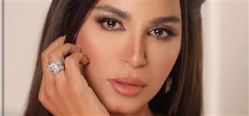 نسرين أمين تحتفل بعيد ميلادها