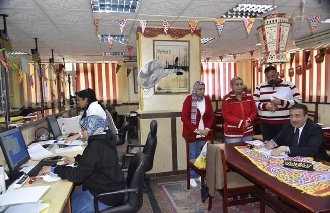 محافظ بورسعيد يبدأ جولته الميدانية الموسعة بتفقد المركز التكنولوجي لخدمة المواطنين بحي الشرق