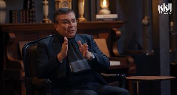 عمرو الليثي يطمئن الجمهور: عادل إمام بصحة جيدة ورامي إمام يسجل مذكرات والده