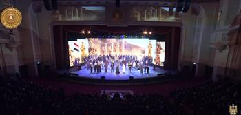 الرئيس السيسي يستمع لأوبريت غنائي بعنوان «100 مليون فدائي»