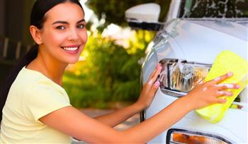 لو بتحرصي على نظافة سيارتك.. فهذه السمات تميز شخصيتك