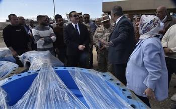 محافظ بورسعيد يتابع العمل في مشروع رفع كفاءة محطة المياه العكرة بالقنطرة 