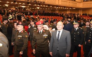 رئيس جامعة سوهاج: الندوات التثقيفية للقوات المسلحة تجسد تقدير الدولة لتضحيات أبطالها