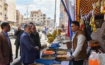 لمتابعة التزام التجار بالأسعار .. محافظ الشرقية يتفقد معرض “أهلاً رمضان” بمدينة منيا القمح 