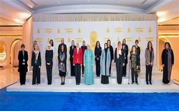 السيدة انتصار السيسي تكرم مجموعة من الملهمات باحتفالية "المرأة المصرية أيقونة النجاح"| صور