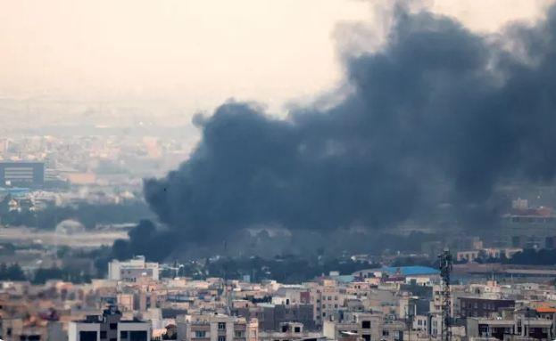 إعلام إيراني: الهجمات الأخيرة على شيراز استهدفت على الأرجح منشآت للجيش