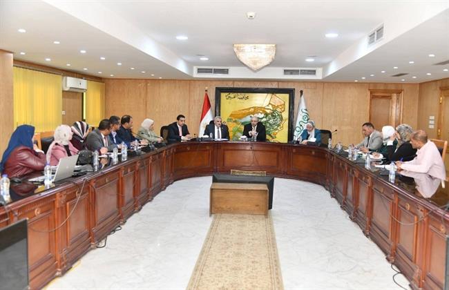 تعاون مشترك بين "جهاز حماية البحيرات" و"محافظة الفيوم" لإعادة التوازن البيئي وتعظيم الإنتاج السمكي