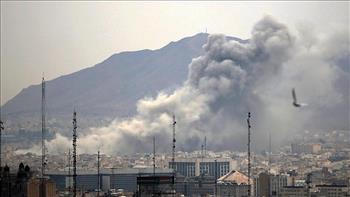 تطورات حرب إيران.. استمرار الهجمات المتبادلة وخطاب مرتقب من ترامب بشأن "تحديث مهم"