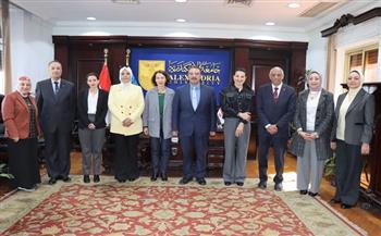 جامعة الإسكندرية تبحث مع "سيانس بو ليون" الفرنسية دعم التعاون المشترك