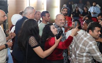 من مكتبة الأقصر.. خالد الصاوي يكشف أسرار الرحلة الفنية بعيدًا عن النصائح التقليدية