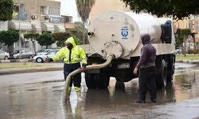 محافظ بورسعيد: انتشار سيارات شفط المياه بكافة الأحياء استعدادًا لمواجهة التقلبات الجوية