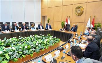 وزيرا الري والإسكان يبحثان تعزيز التعاون بين الوزارتين