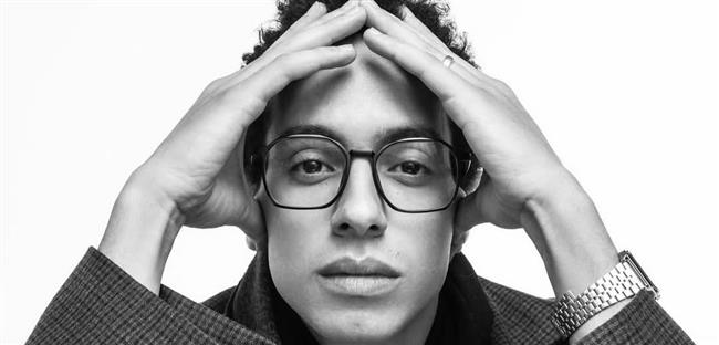 طه دسوقي و جولة لـ "ستاند أب" كوميدي..تفاصيل