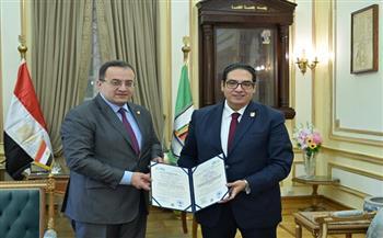 المعمل البحثي بمحطة التجارب والبحوث الزراعية بكلية الزراعة يحصل على اعتماد "إيجاك" 