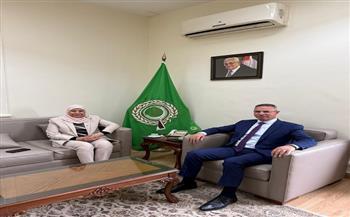 أمين مساعد الجامعة الجامعة يبحث مع قيادية فلسطينية مستجدات القضية الفلسطينية وتحدياتها 