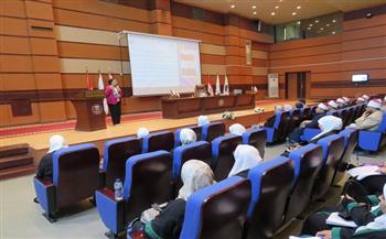 نائب وزير الصحة تشارك في تدريب الأئمة والواعظات لتعزيز الوعي بالقضية السكانية والصحة الإنجابية 