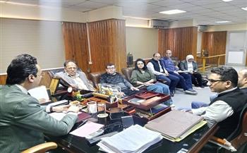 وكيل صحة سوهاج يناقش خطة تطوير شاملة بمستشفى سوهاج العام