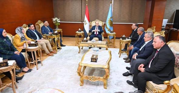 محافظ الغربية يلتقي ممثلي الجمعيات والمؤسسات الأهلية لبحث تعزيز الشراكة 